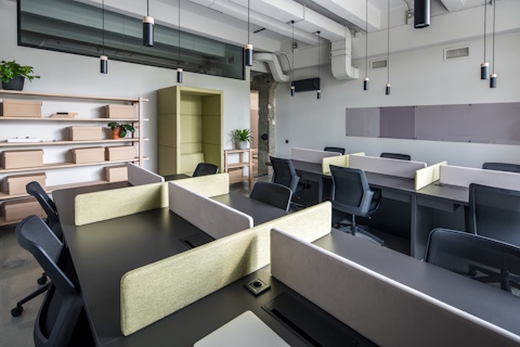 office partitions on desks