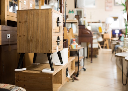 used furniture shop